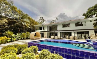 Exclusiva Casa En Balsos Un Sueño Hecho Realidad