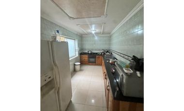 VENTA DE LUJOSA CASA 1 Y 2 PISO EN SAN JAVIER