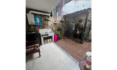 VENTA DE LUJOSA CASA 1 Y 2 PISO EN SAN JAVIER