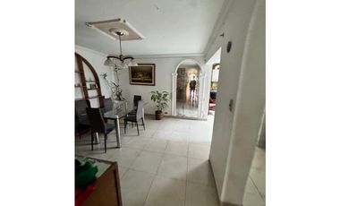 VENTA DE LUJOSA CASA 1 Y 2 PISO EN SAN JAVIER