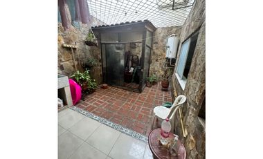 VENTA DE LUJOSA CASA 1 Y 2 PISO EN SAN JAVIER