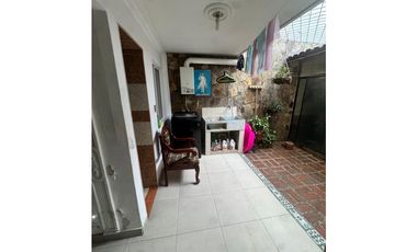 VENTA DE LUJOSA CASA 1 Y 2 PISO EN SAN JAVIER