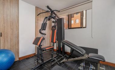 Apartamento en El Poblado, Medellín – Elegancia y Comodidad