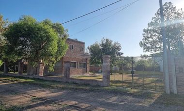 VENTA/PERMUTA - Casa - 2 dormitorios -Pileta - Country 16, Pueblo Esther
