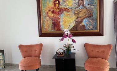 Casa en Venta en Yucatán Country Club, con vista al lago y  campo de Golf