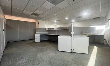 Oficina con mobiliario y servicios incluidos. Teofilo Borunda Juárez.