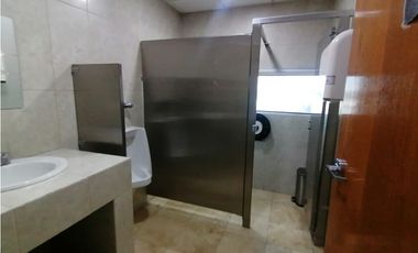 Oficina con mobiliario y servicios incluidos. Teofilo Borunda Juárez.