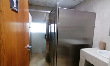 Oficina con mobiliario y servicios incluidos. Teofilo Borunda Juárez.