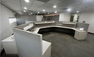 Oficina con mobiliario y servicios incluidos. Teofilo Borunda Juárez.