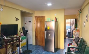 En venta casa de dos habitaciones ciudadela La Aurora Manta