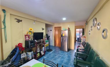 En venta casa de dos habitaciones ciudadela La Aurora Manta