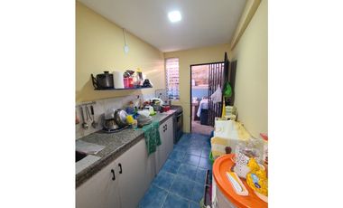 En venta casa de dos habitaciones ciudadela La Aurora Manta