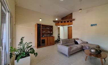 Casa en Venta en  Fracc. Junto Al Río