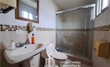 ALQUILER LOCAL 2500M2  EN TUMBAMUERTO MC