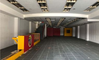 ALQUILER LOCALES EN CALIDONIA AVENIDA CENTRAL 1000 M2 KAF