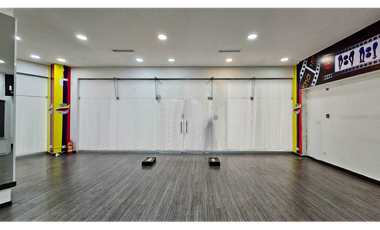 SE ALQUILA LOCAL COMERCIAL EN ALBROOK