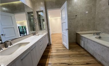 Embasy Garden Apartamento en PB alquiler