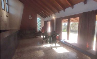 La pergola tenis