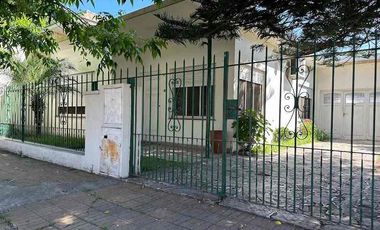 Casa para 2 Familias en venta en Temperley Este