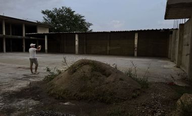 LOTE COMERCIAL EN RENTA SOBRE AVENIDA PRINCIPAL EN PUERTO VALLARTA