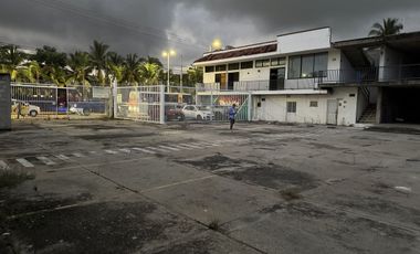 LOTE COMERCIAL EN RENTA SOBRE AVENIDA PRINCIPAL EN PUERTO VALLARTA