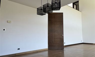 Departamento en Venta en Cercano colegio craighouse