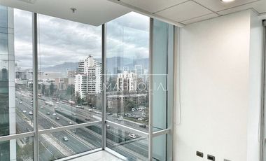 Oficina en Arriendo en A pasos del Parque Arauco