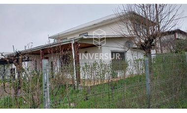 CASA CON AMPLIO TERRENO EN VILLA GENESIS LOS ANGELES