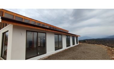 HERMOSA CASA EN PARCELA, LOS LAURELES-LIMACHE