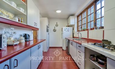 Venta casa con increíble potencial. La Reina