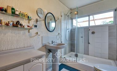 Venta casa con increíble potencial. La Reina
