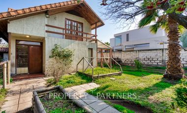 Venta casa con increíble potencial. La Reina