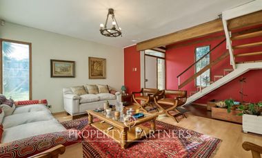 Venta casa con increíble potencial. La Reina