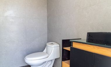 Excelente oportunidad! Casa con 1.000 metros de terreno en Lo Cañas - Exclusivo sector de La Florida.