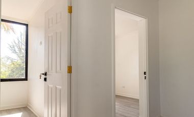 Excelente oportunidad! Casa con 1.000 metros de terreno en Lo Cañas - Exclusivo sector de La Florida.