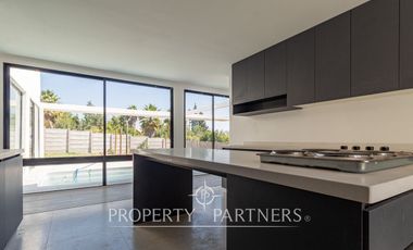 Excelente oportunidad! Casa con 1.000 metros de terreno en Lo Cañas - Exclusivo sector de La Florida.