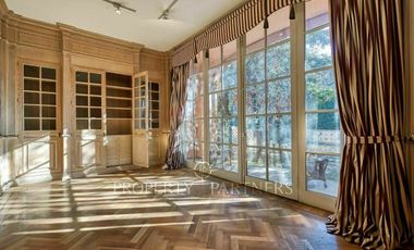 Arriendo de espectacular casa con gran terreno, Los Dominicos Antiguo