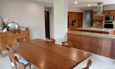 Casa en venta en Club de Golf  Los Encinos