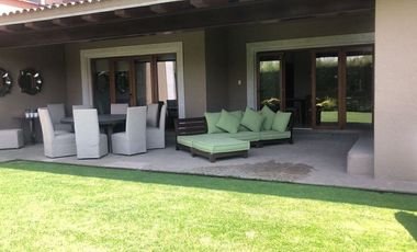 Casa en venta en Club de Golf  Los Encinos