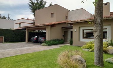 Casa en venta en Club de Golf  Los Encinos