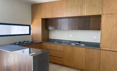 Casa en venta  ubicada en Temozón Norte  Mérida