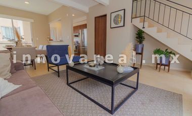 Ceiba Arborada en Lago Esmeralda