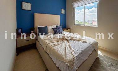 Ceiba Arborada en Lago Esmeralda