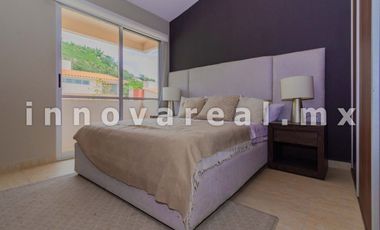 Ceiba Arborada en Lago Esmeralda