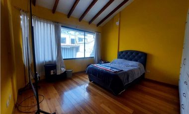 VENDO CASA CON DOS DEPARTAMENTOS SECTOR MASTODONTES  (VERB)