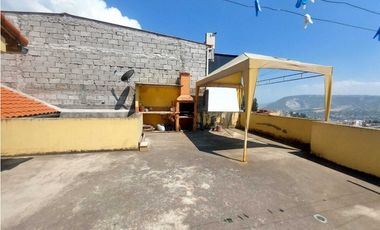 VENDO CASA CON DOS DEPARTAMENTOS SECTOR MASTODONTES  (VERB)