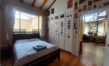 VENDO CASA CON DOS DEPARTAMENTOS SECTOR MASTODONTES  (VERB)