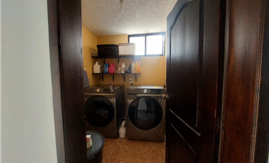VENDO CASA CON DOS DEPARTAMENTOS SECTOR MASTODONTES  (VERB)