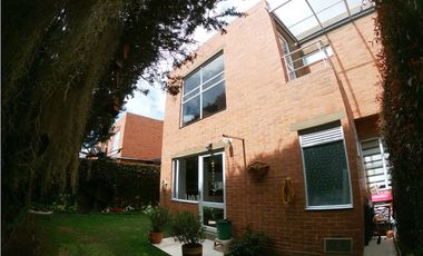 CASA EN VENTA, CAJICA