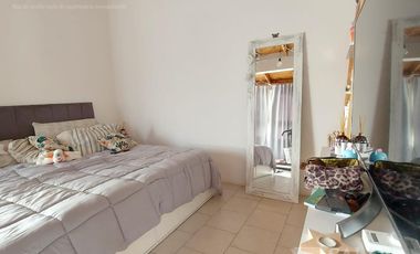Venta PH con entrada independiente con cochera  y patio
